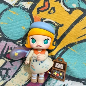 POP MART MOLLY Fantasy Bubble Figure Series Mystery Unpack Container Lovely Doll Anime Figure Ornament Gift Set